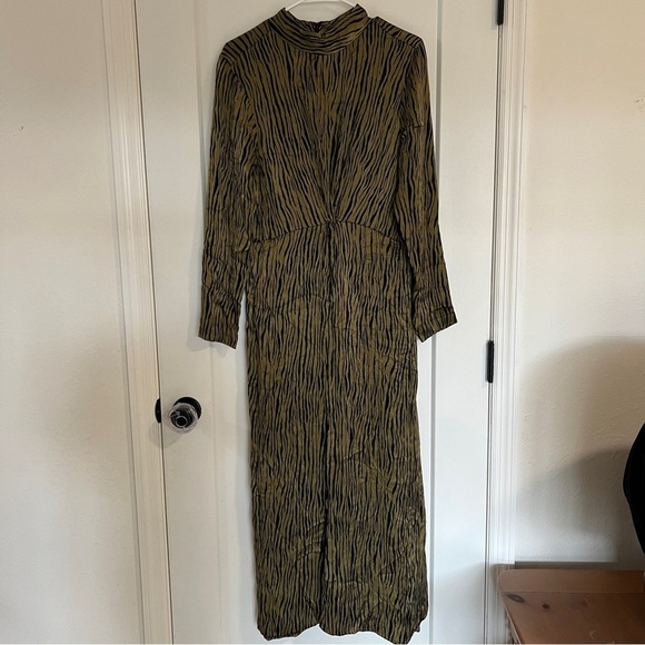 Petersyn Zuma Maxi - Picture 2 of 9